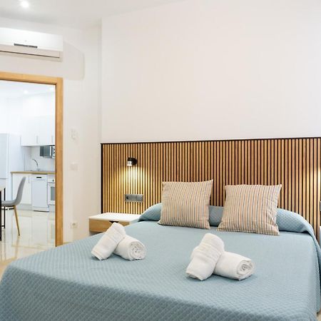 New Style Apartment Малага Экстерьер фото