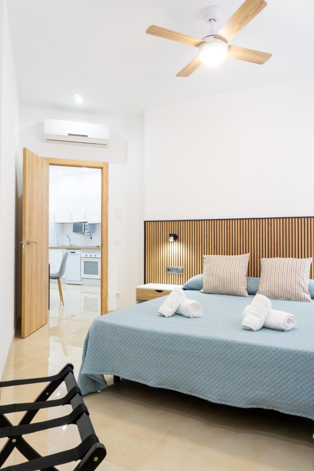 New Style Apartment Малага Экстерьер фото